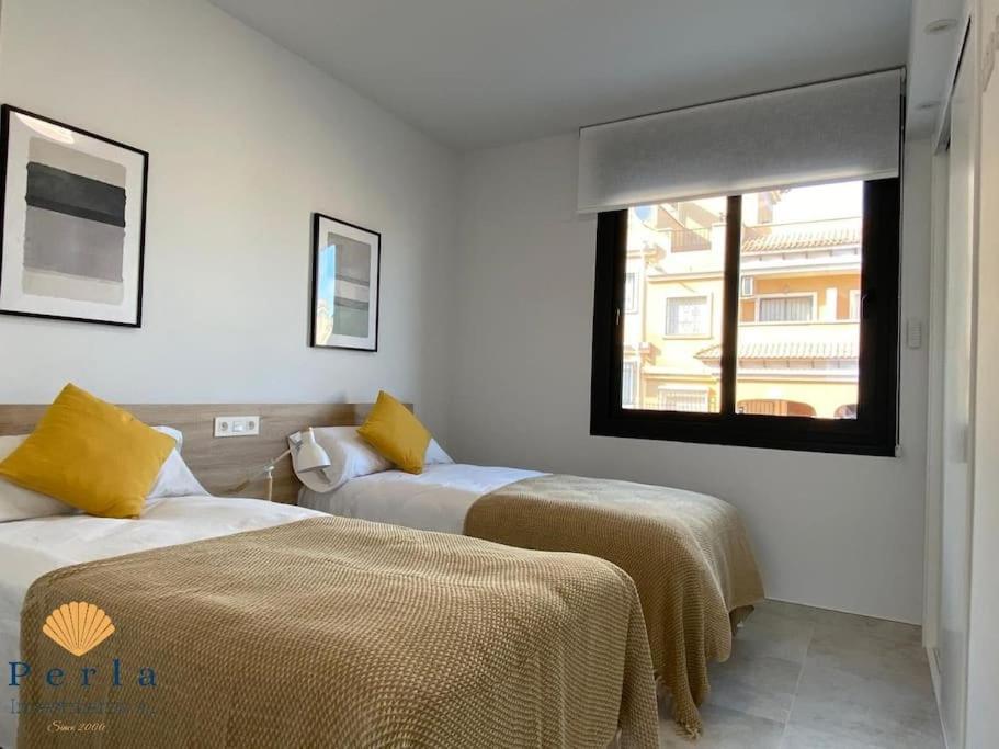 Beautiful New South Facing Bungalow With Large Terrace Dehesa de Campoamor  Exterior foto